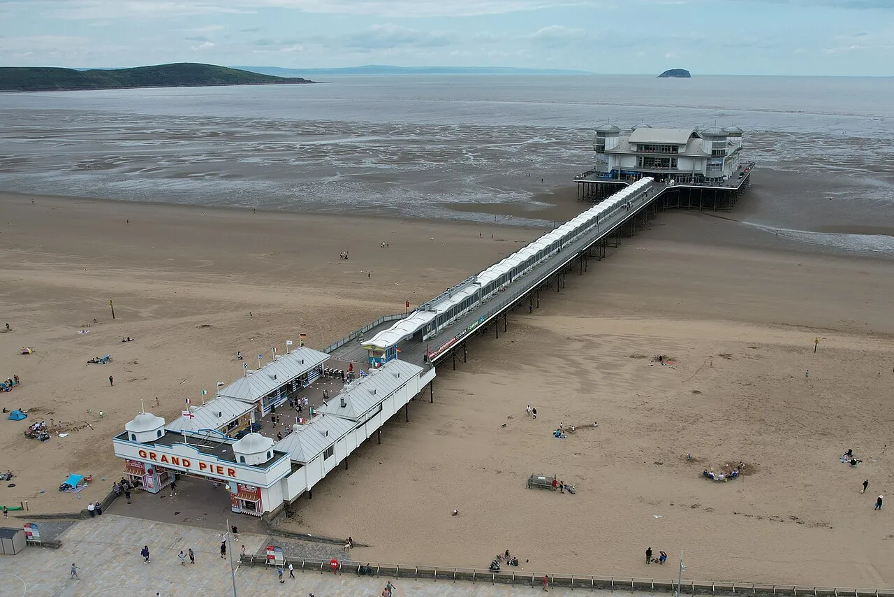 Grand Pier